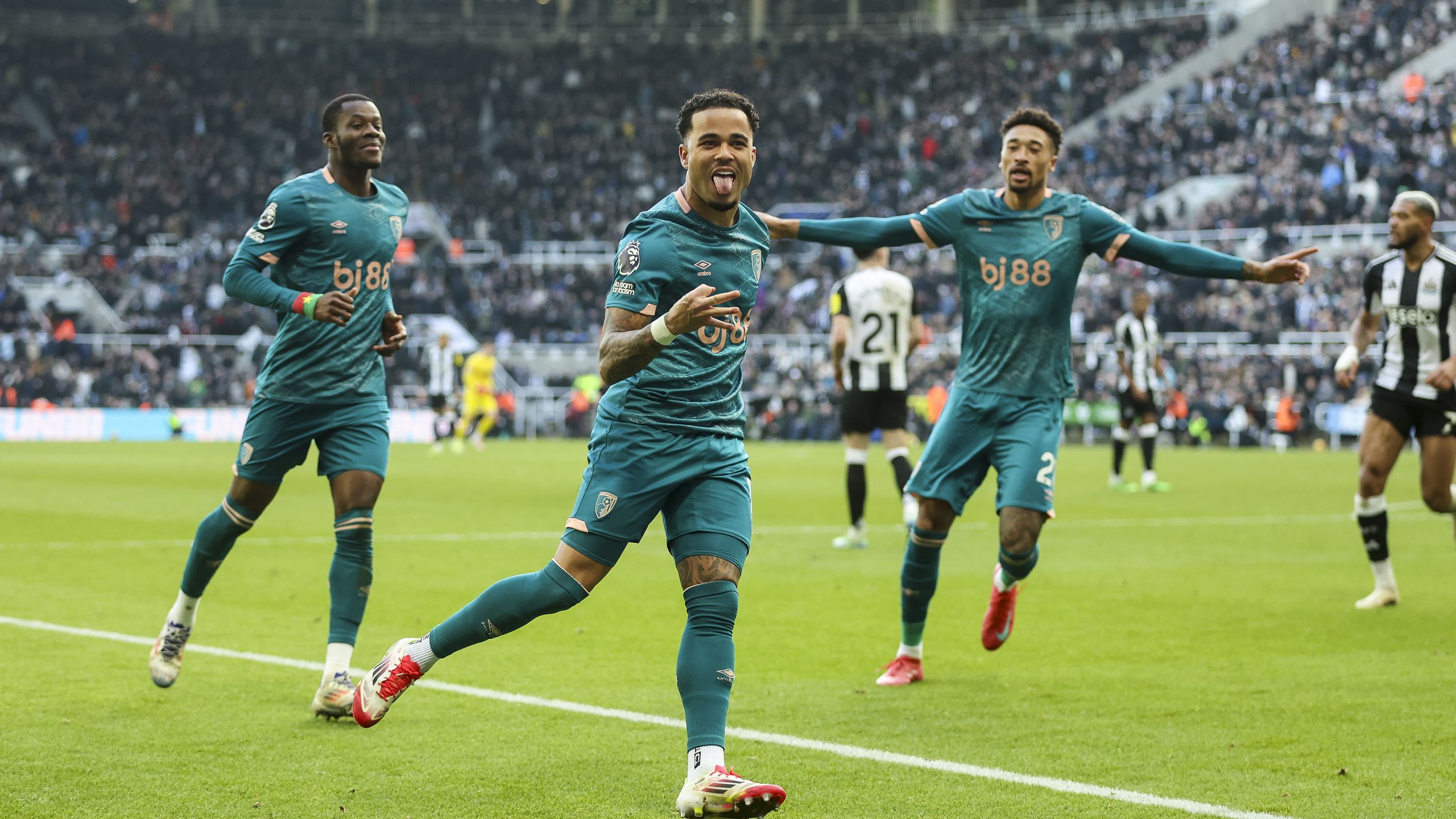 激烈對決 激烈對決