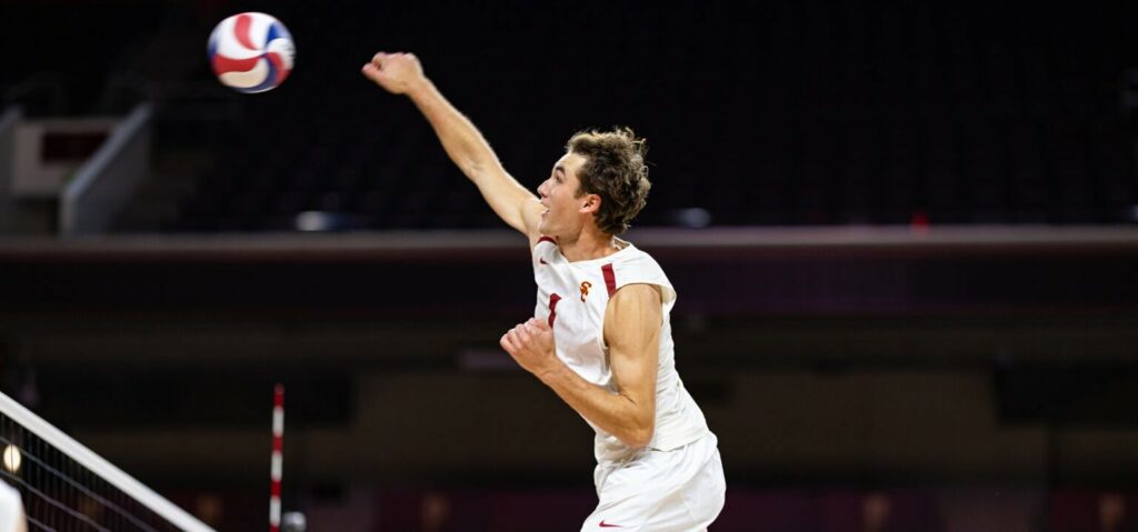 键时刻挺身 键时刻挺身