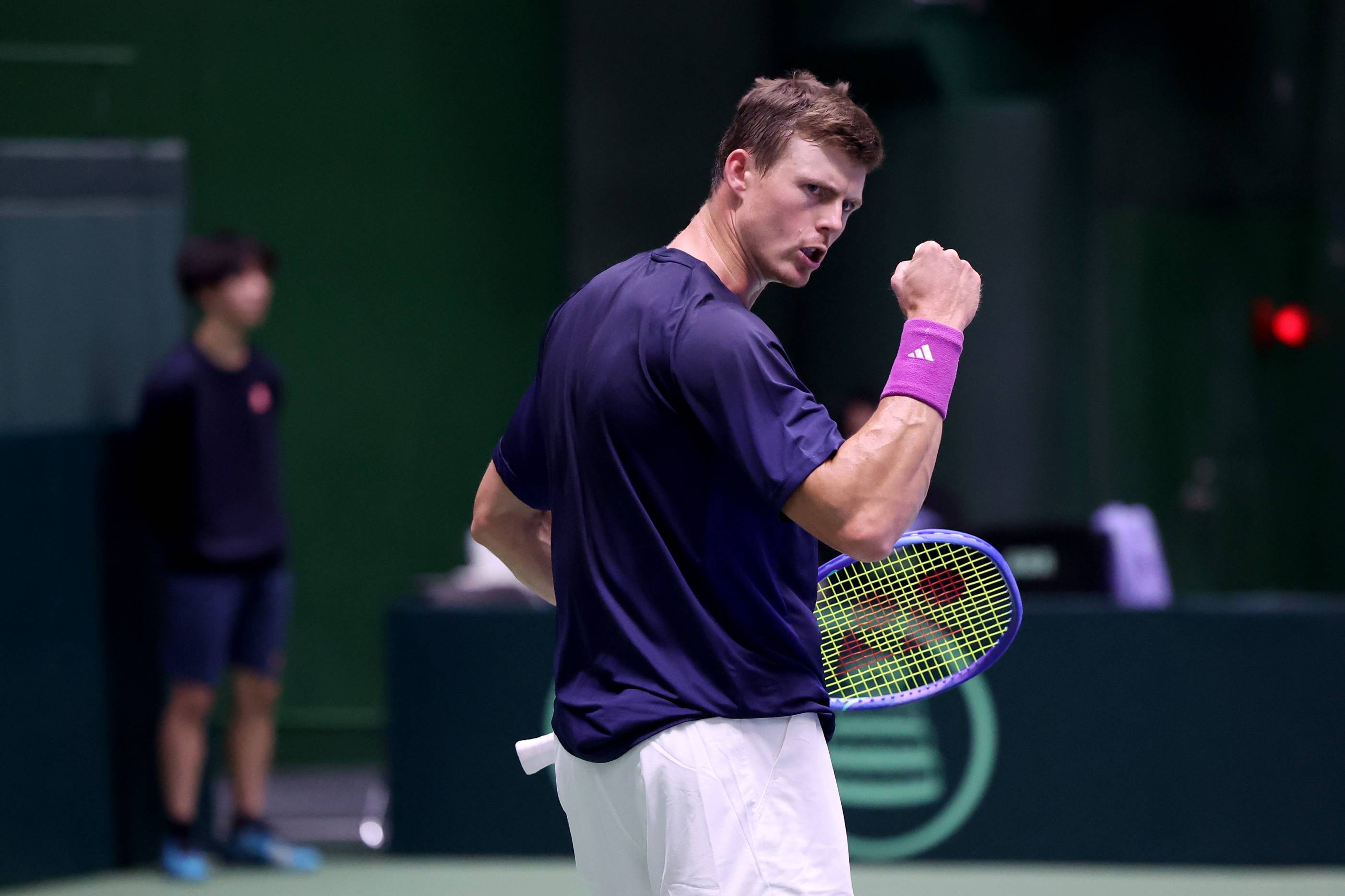 更展现了山 更展现了山