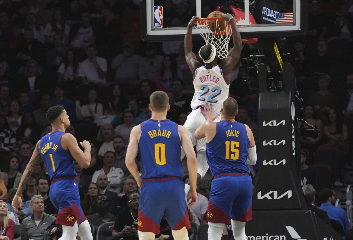 但對陣綠軍 但對陣綠軍